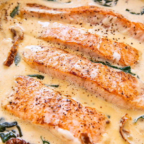 Make the White Sauce for Salmon Without Cream